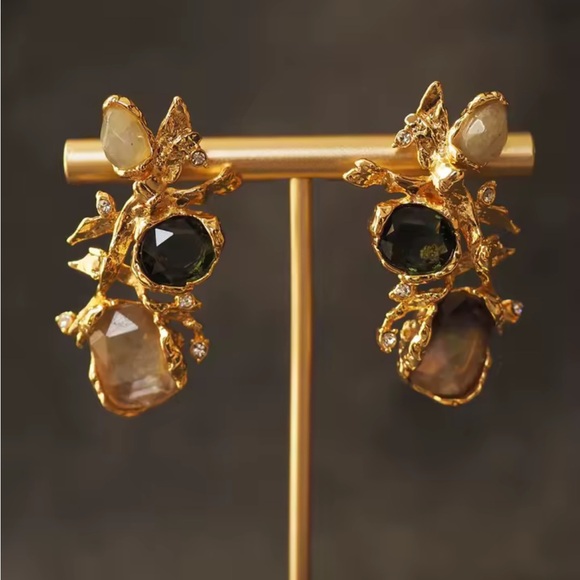 Alexis Bittar Brut Mother of Pearl Cluster Earrings - Picture 3 of 4